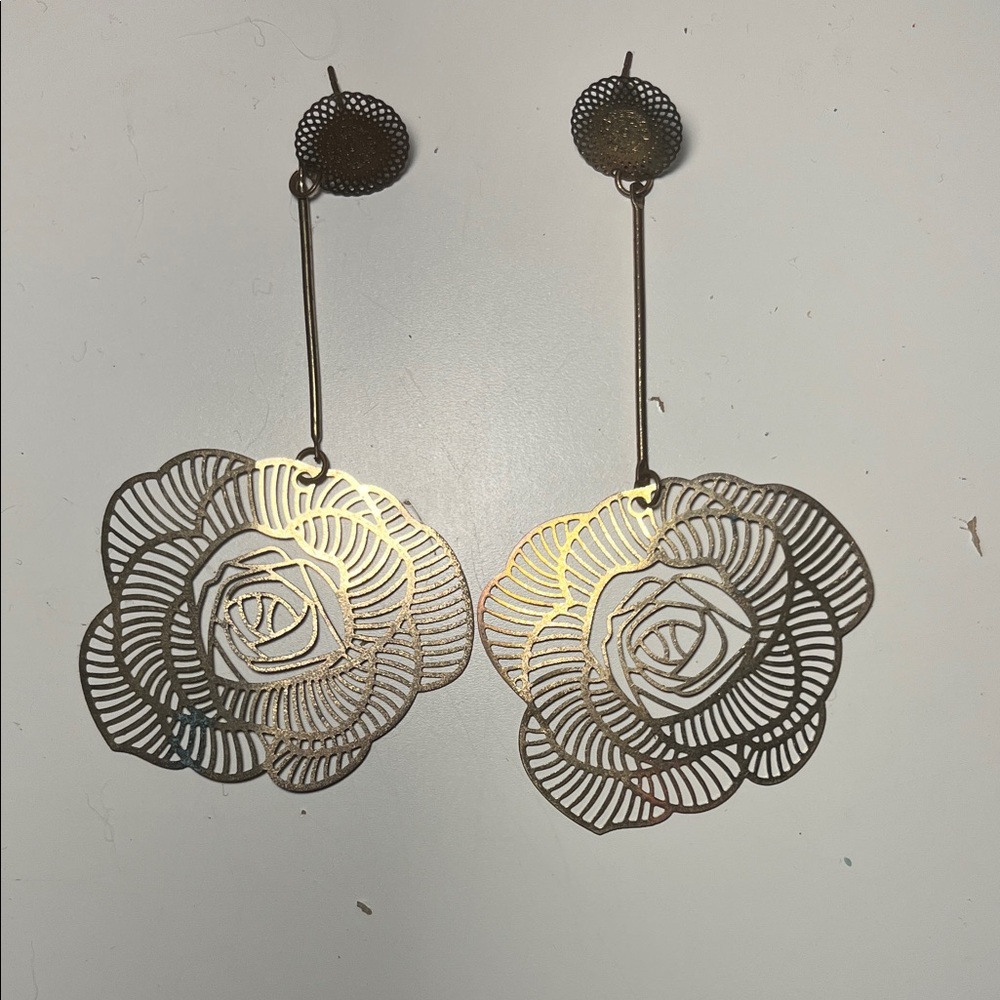 Gold Floral Drop Earrings
